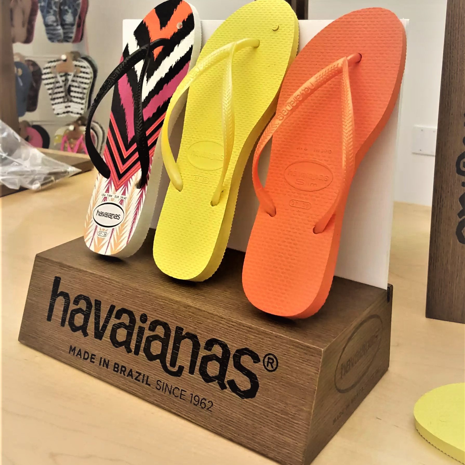 Havaiana shoe riser